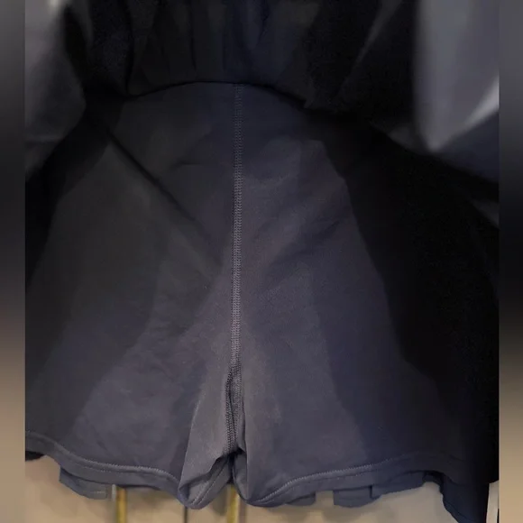 Lacoste Sport Pleated Tennis Skort – Navy – Women’s Size 40 (US 8) - Picture 4 of 5